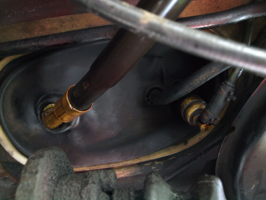 Mercedes 190 gas leak #5