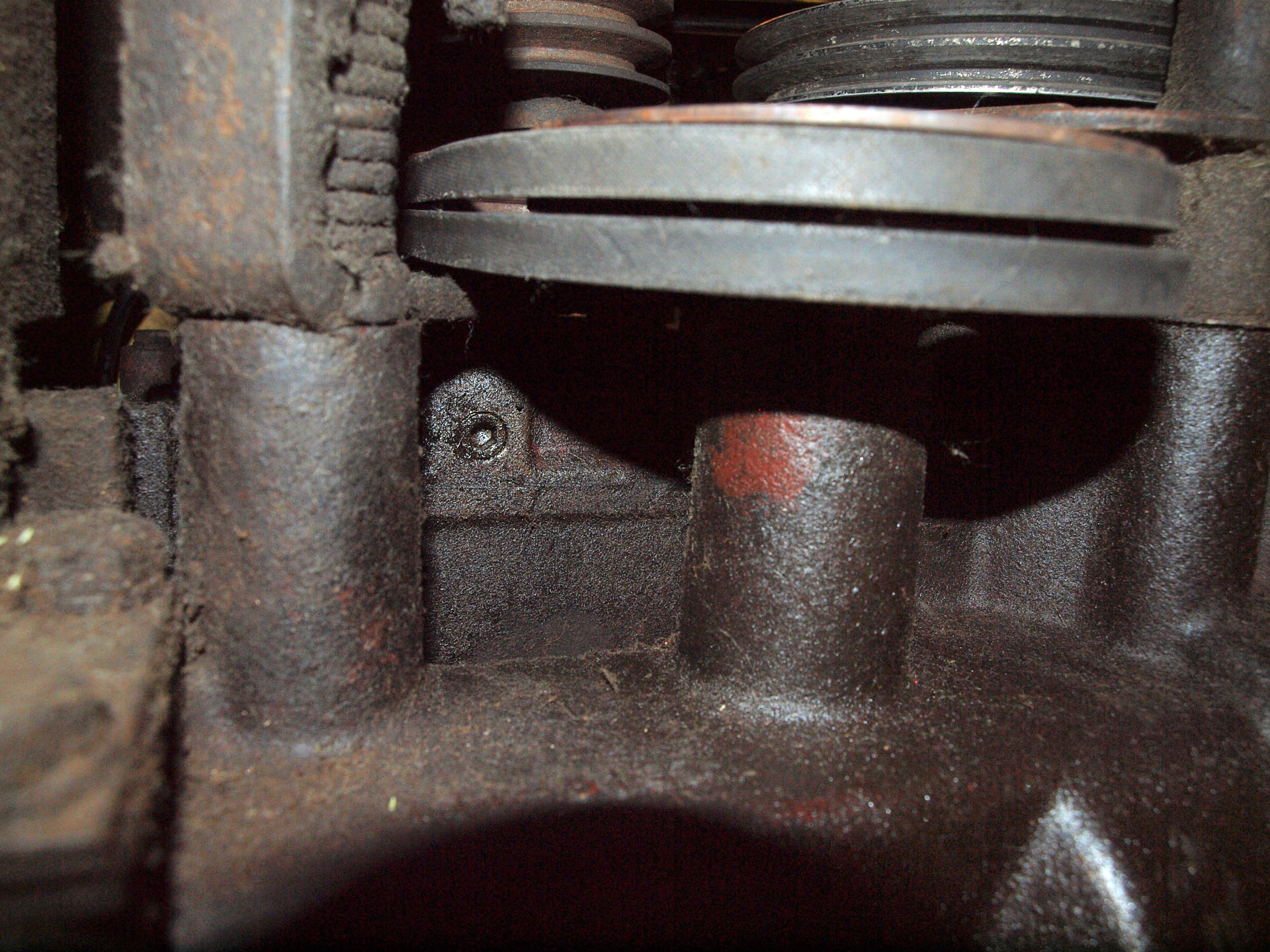 BolensEK-10_OilChange_05.jpg